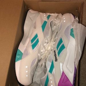 Reebok Aztrek size 10.5